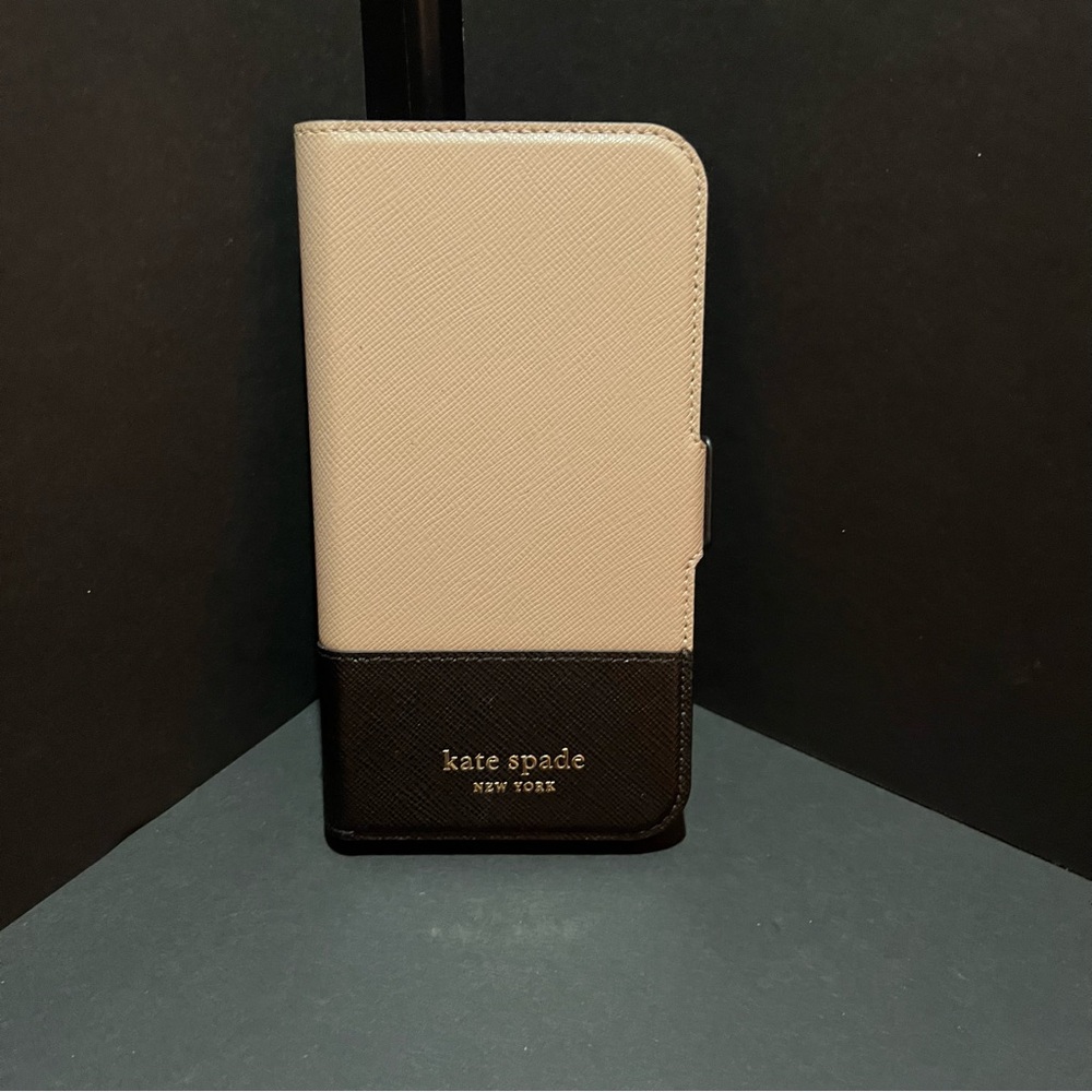 kate spade Two-Tone Cream and Black Wallet Phone Case